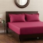 Fitted Deep Pink Palin Sheet with 2 Pillows