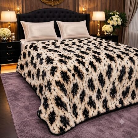 Premium Luxury Leopard Plush Comforter – Black & Cream